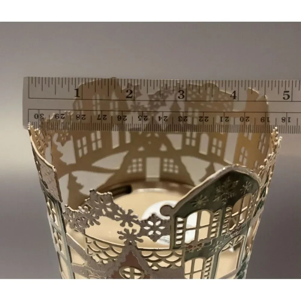 Bath & Body Works Holiday Village Scene 3-Wick‎ Candle Holder Limited Edition